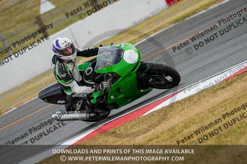 donington no limits trackday;donington park photographs;donington trackday photographs;no limits trackdays;peter wileman photography;trackday digital images;trackday photos